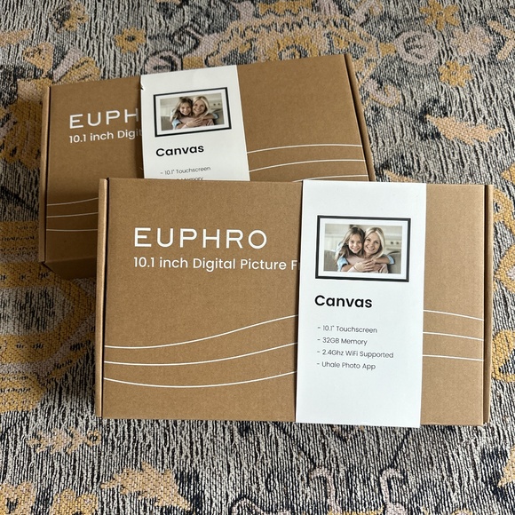 2 Digital Picture Frames Euphro Brand from Amazon - Picture 2 of 4